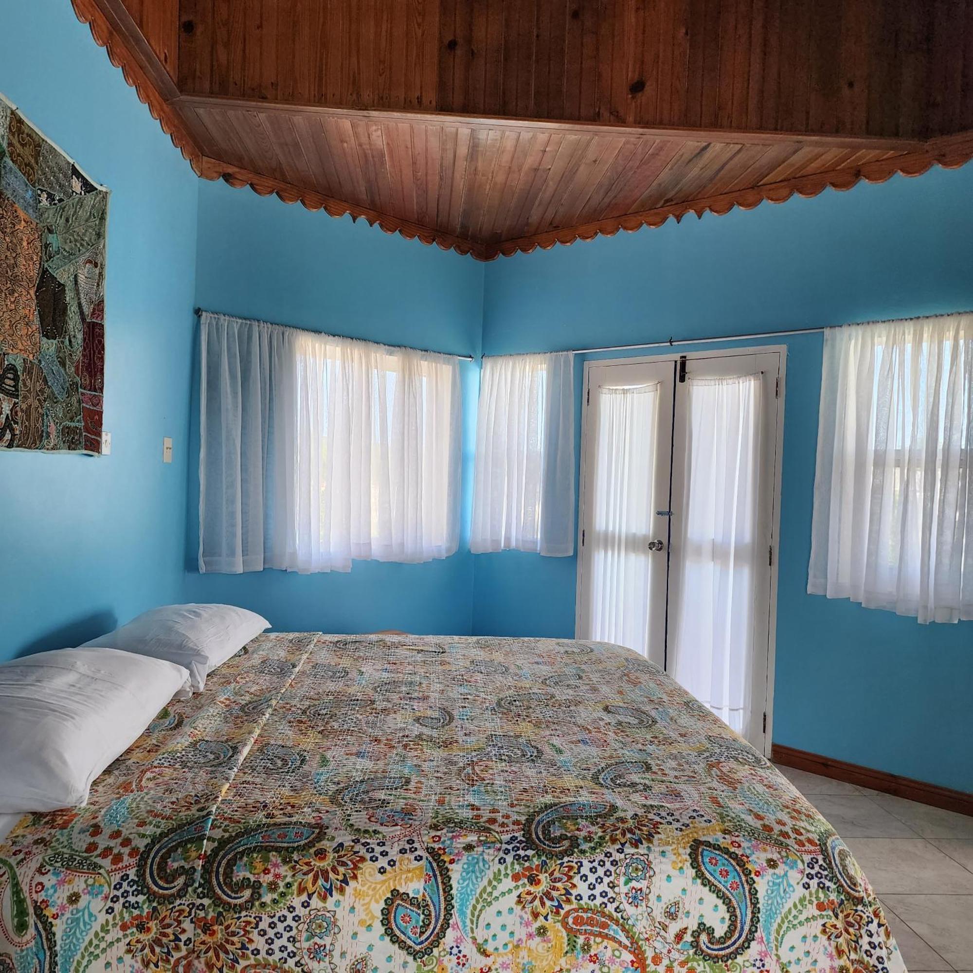 Taino Cove Hotel Treasure Beach Room photo