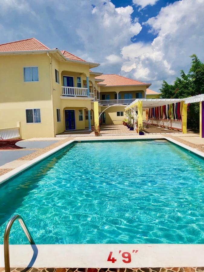 Taino Cove Hotel Treasure Beach Exterior photo